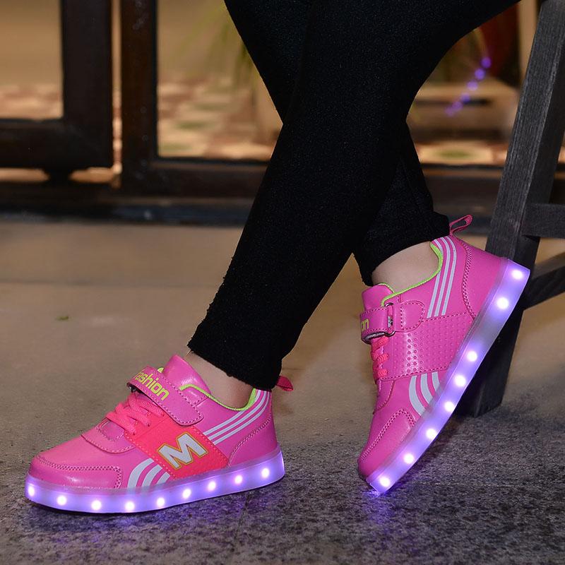 Light up Shoes 7 Colors LED Sneaker - kids