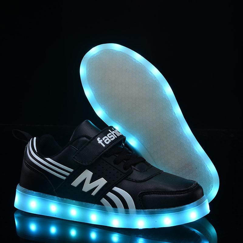 Outlet26 Light up Shoes 7 Colors LED Sneaker - kids Black